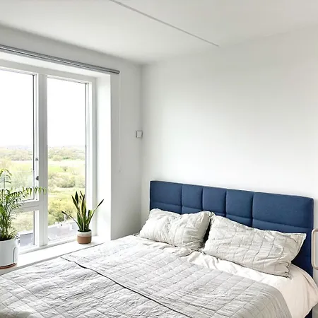 Modern With Amazing Views Daire